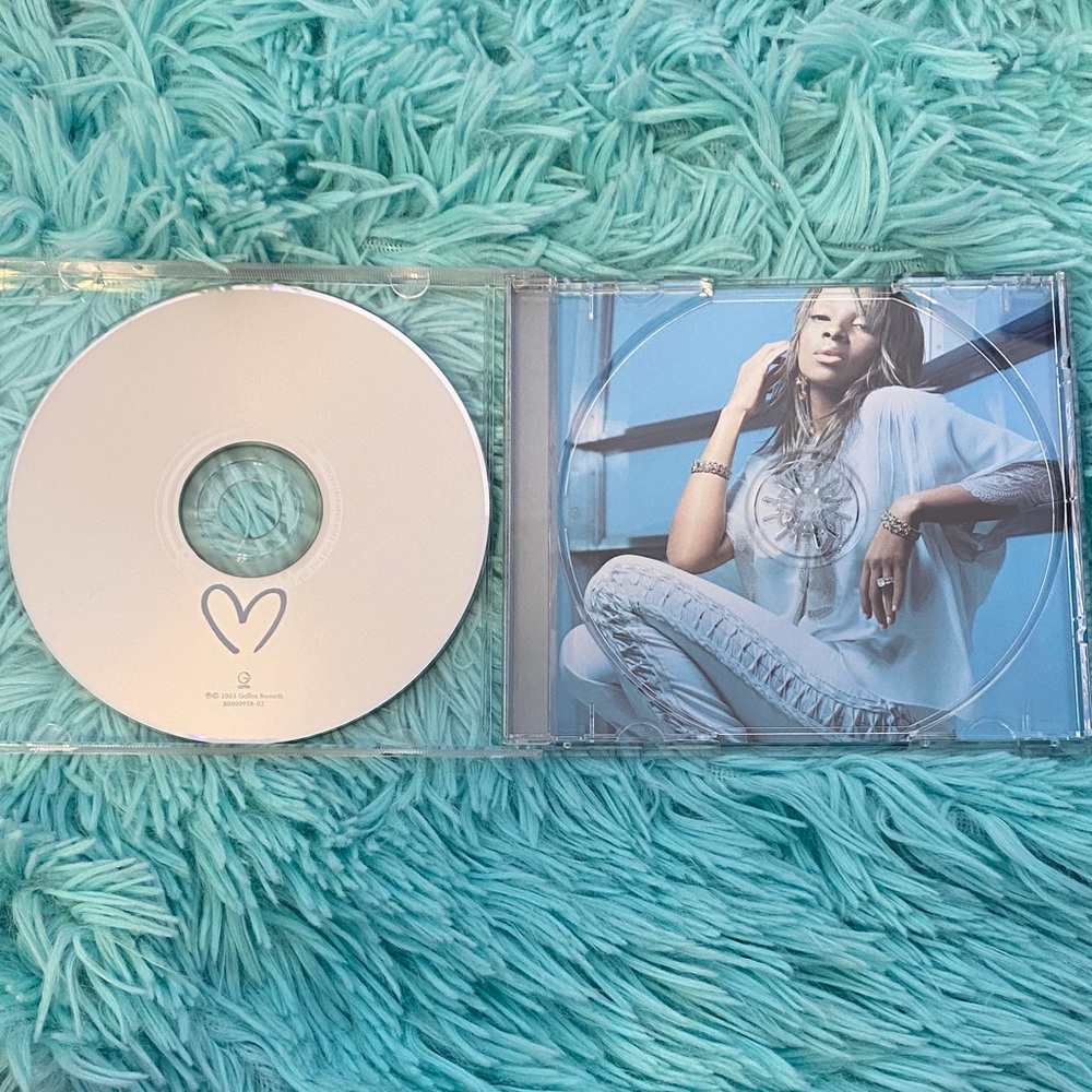 Mary J. Blige “Love & Life” CD